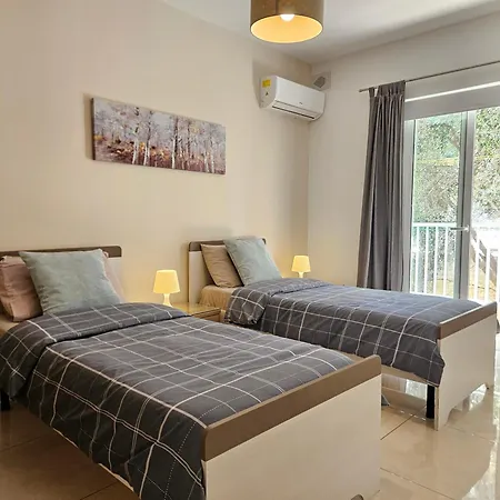 Apartment Sealine